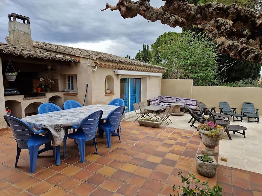Holiday home La Villa St Antoine L'Isle-sur-la-Sorgue